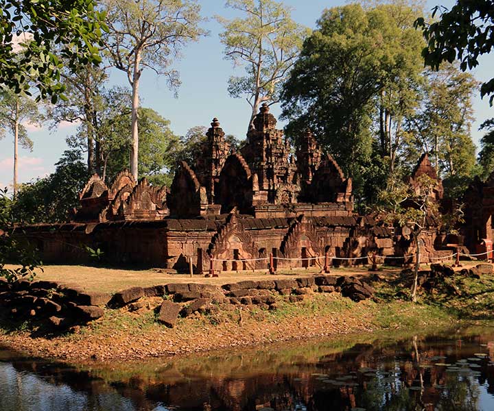 Banteay Srei and Small or Grand Circuit